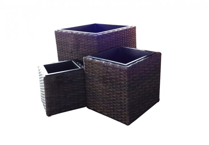 Квадратна кашпа с дървена рамка - Ратанови кашпи