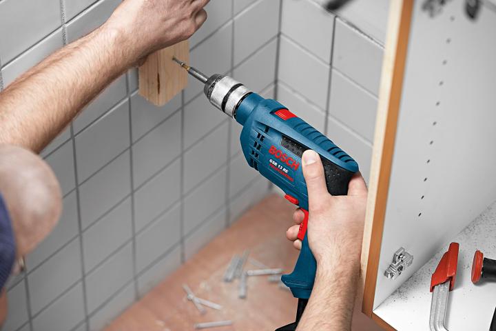 Ударна бормашина BOSCH GSB 13 Professional, снимка 2 - Ударни бормашини