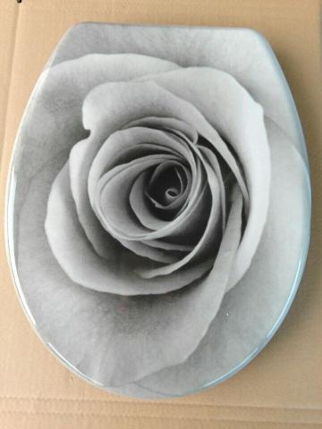 Тоалетна седалка роза дуропласт - Термопласт
