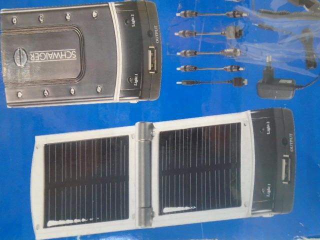 Соларно зарядно - Аксесоари за мобилни устройства
