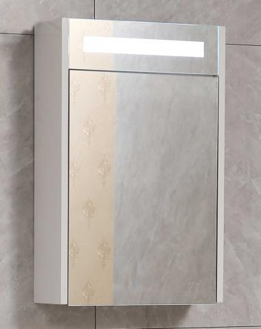 Огледален шкаф  LED осветление - Pvc