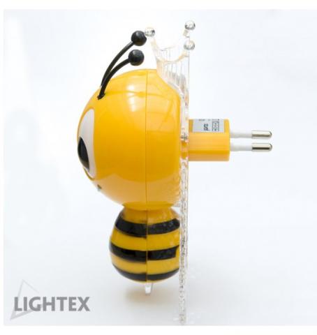 LED нощна лампа за контакт BEE 0.4W RGB със сензор 220V, снимка 3 - Настолни лампи