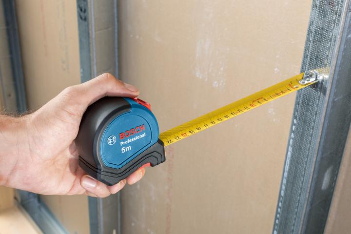 Ролетка с магнит Bosch Pro 5 м х 27 мм, снимка 4 - Ролетки