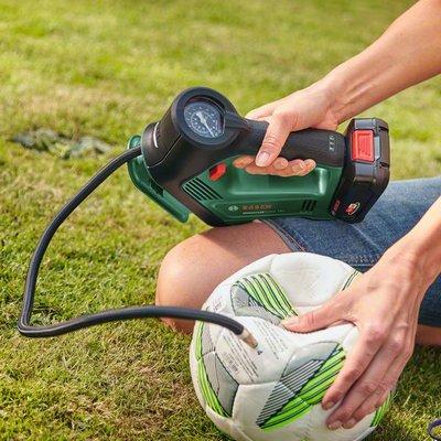 Акумулаторна въздушна помпа Bosch UNIVERSALPUMP 18V Solo, снимка 3 - Помпи и компресори