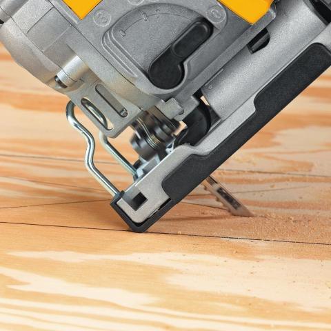 Прободен трион DeWalt DW331K, снимка 2 - Кабелни прободни триони