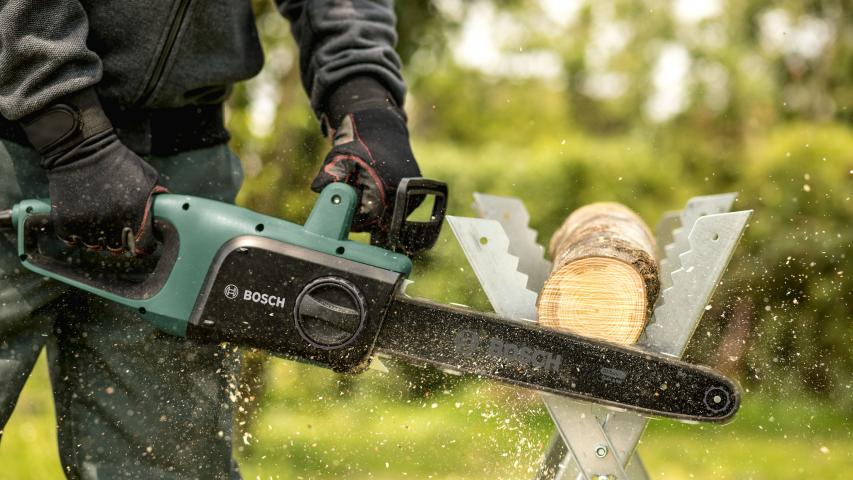 Електрически верижен трион Bosch UniversalChain 40, снимка 4 - Триони