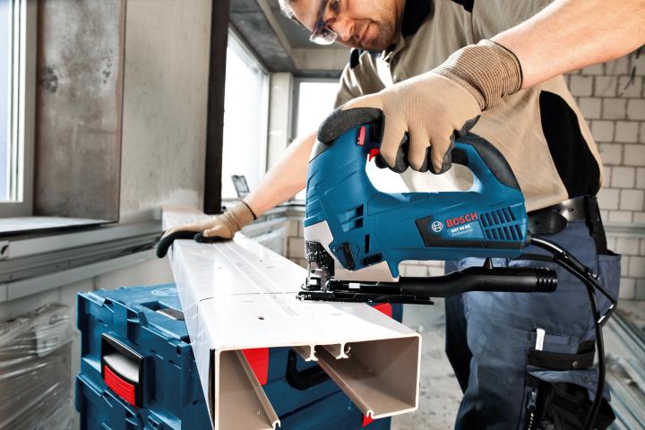Прободен трион Bosch blue GST 90 BE, снимка 2 - Кабелни прободни триони