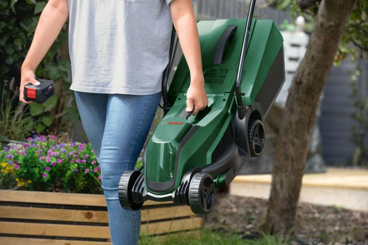 Акумулаторен тример Bosch EasyGrassCut 18V-230, снимка 2 - Храсторези