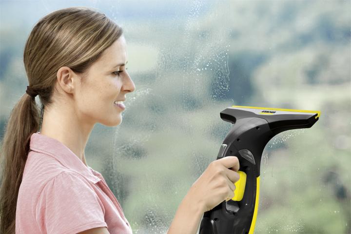 Стъклочистачка KARCHER WV 2 Black Edition, снимка 3 - Стъклочистачки