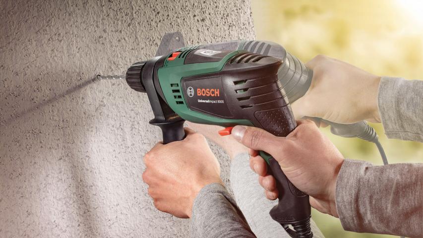 Ударна бормашина BOSCH AdvancedImpact 900, снимка 2 - Ударни бормашини