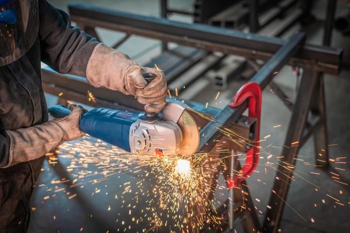 Ъглошлайф Bosch GWS 2200, снимка 2 - Ъглошлайфи 230мм
