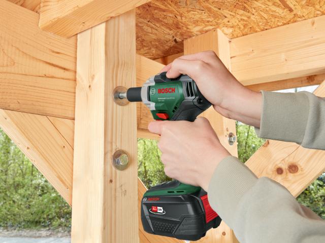 Акумулаторен безчетков ударен гайковерт Bosch UniversalImpactDrive 18V-350 Solo, снимка 5 - Акумулаторни гайковерти