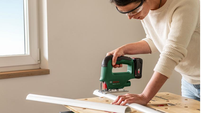 Акумулаторен прободен трион Bosch EasySaw 18V-70 Solo, снимка 6 - Акумулаторни прободни триони
