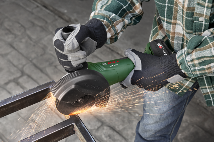 Акумулаторен ъглошлайф Bosch PWS 18V-70 solo, снимка 4 - Акумулаторни ъглошлайфи