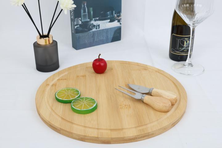 Бамбукова дъска за пица 31x31 см, снимка 4 - Аксесоари за готвене