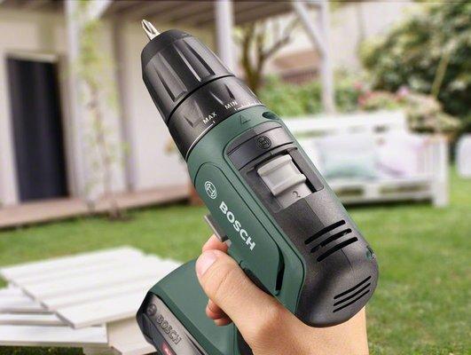 Акумулаторен винтоверт BOSCH UniversalDrill 18V 2*1.5 Ah, снимка 4 - Акумулаторни винтоверти