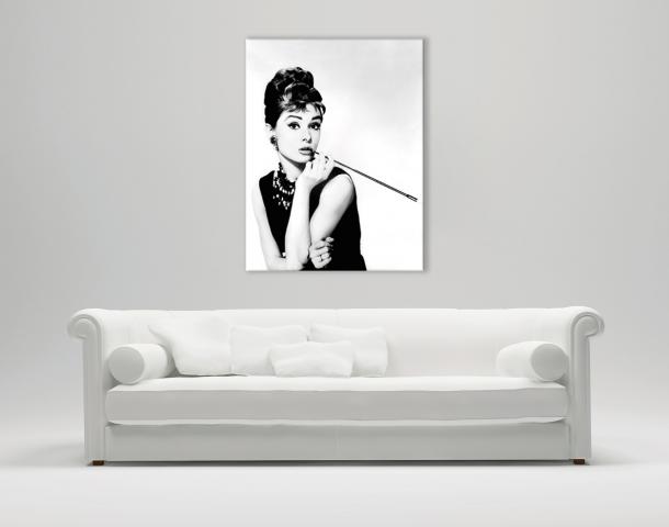 Картина Audrey Hepburn 60x80 см, снимка 2 - Картини и рамки