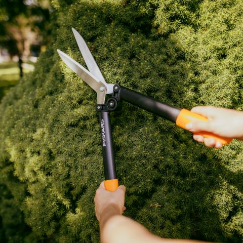 Ножица за храсти Fiskars PowerLever HS52, снимка 2 - Ножици за храсти