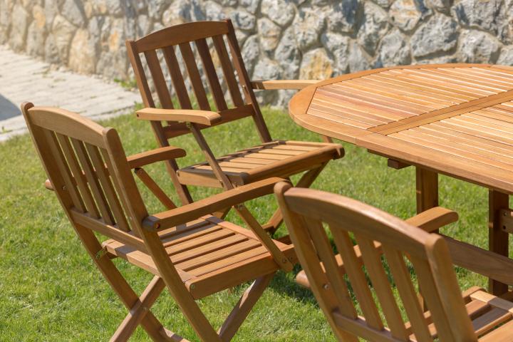 Градински трапезен сет Акация, снимка 2 - Дървени гарнитури