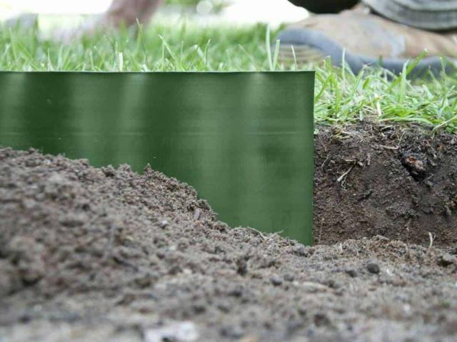 Лента разделител за трева 15 см x 9.0 м - Оградки