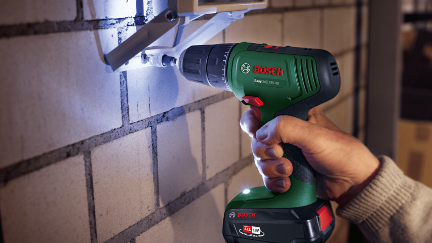 Акумулаторен винтоверт BOSCH EasyDrill 18V-40 1x2.0 Ah, снимка 5 - Акумулаторни винтоверти