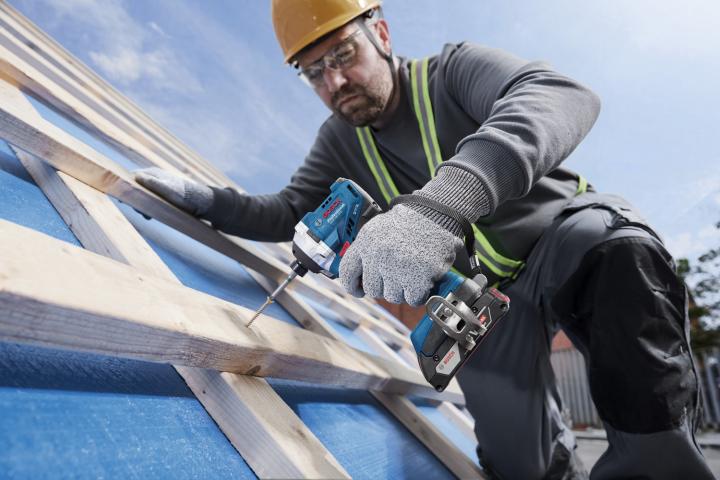 Акумулаторен безчетков ударен гайковерт Bosch Blue GDR 18V-215 solo, снимка 5 - Акумулаторни гайковерти