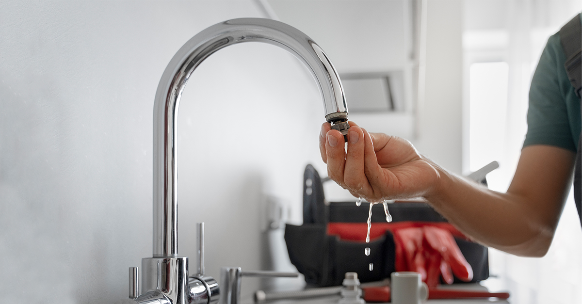 Смяна на аератор на кухненски смесител