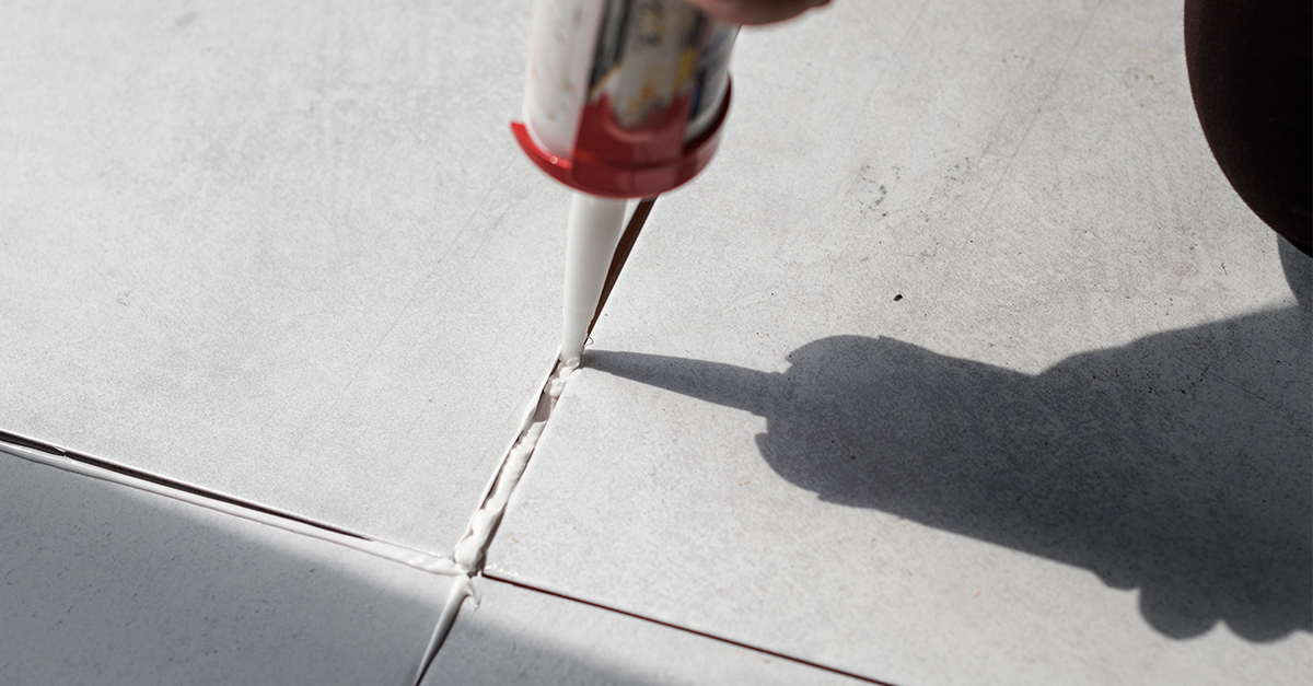 Фугиране на плочки